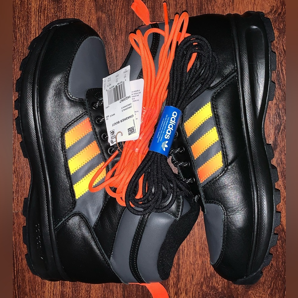 Adidas boots hi tops boots for men casual wear NWT